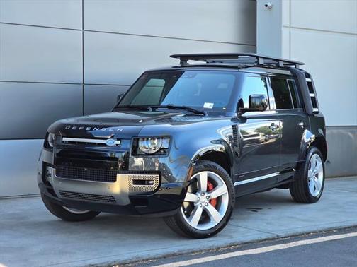 2025 Land Rover Defender 110 P400 X