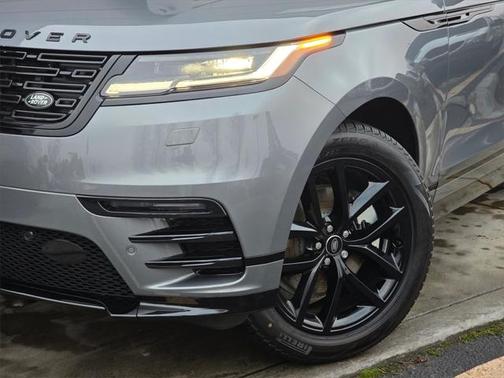 2025 Land Rover Range Rover Velar P250 SE R-Dynamic
