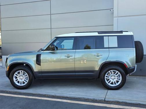 2025 Land Rover Defender 110 P300