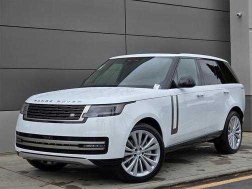 2025 Land Rover Range Rover P530 SE