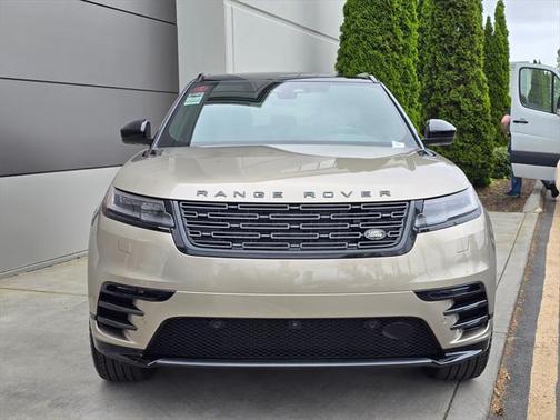 2026 Land Rover Range Rover Velar P250 SE R-Dynamic