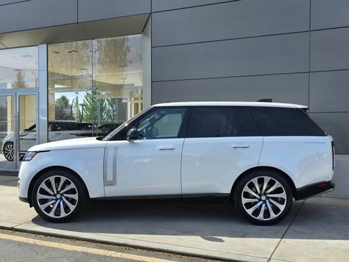 2025 Land Rover Range Rover P530 Autobiography