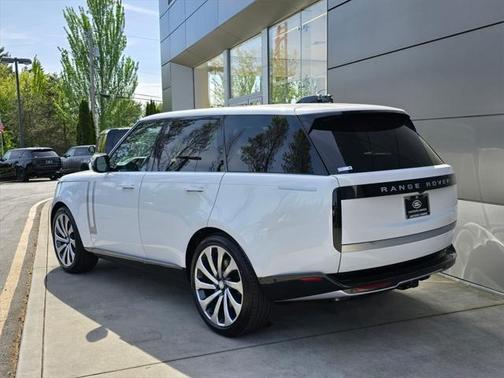 2025 Land Rover Range Rover P530 Autobiography