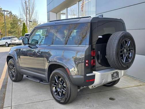 2025 Land Rover Defender 90 P300 S