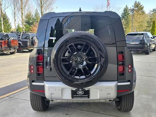 2025 Land Rover Defender 90 P300 S