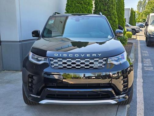 2025 Land Rover Discovery P360 Metropolitan Edition