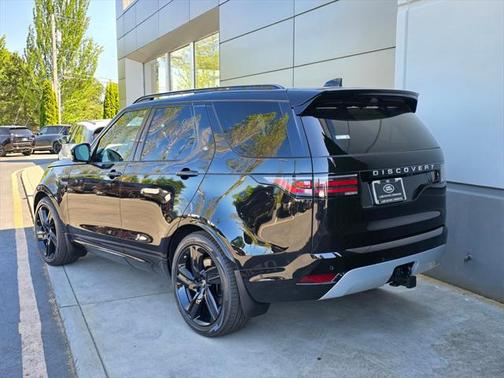 2025 Land Rover Discovery P360 Metropolitan Edition