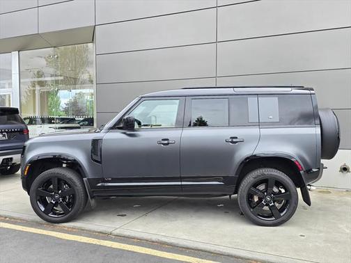 2024 Land Rover Defender 110 P525 Carpathian Edition