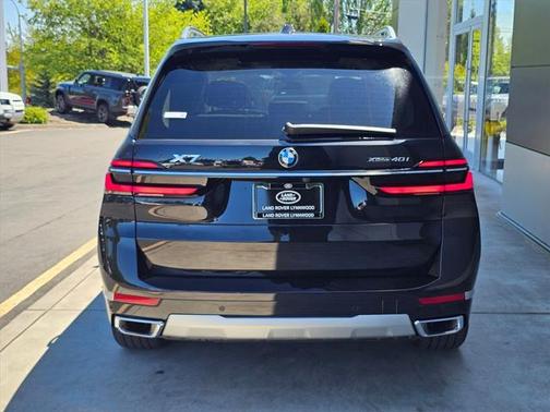 2025 BMW X7 xDrive40i