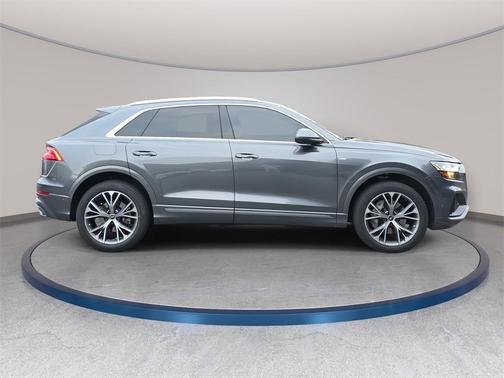 2023 Audi Q8 55 Premium Plus