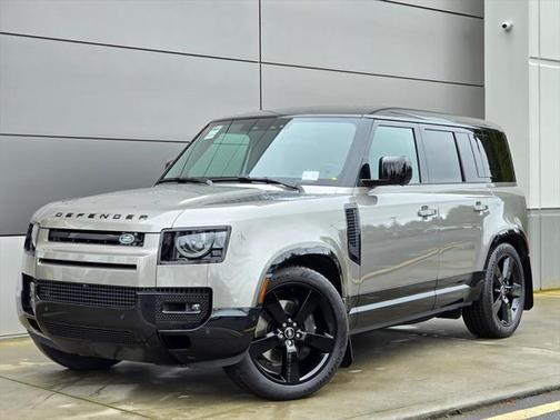 2025 Land Rover Defender 110 P500 X-Dynamic SE