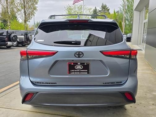 2022 Toyota Highlander Limited