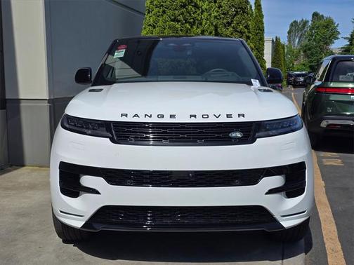 2025 Land Rover Range Rover Sport SE