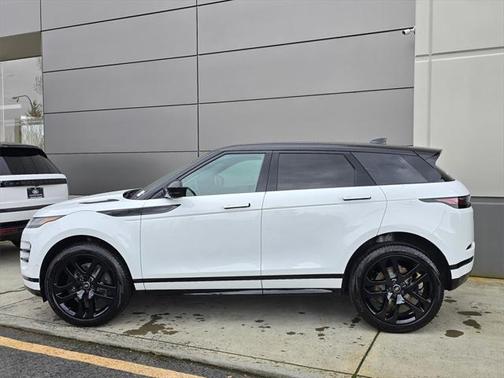 2026 Land Rover Range Rover Evoque Dynamic SE