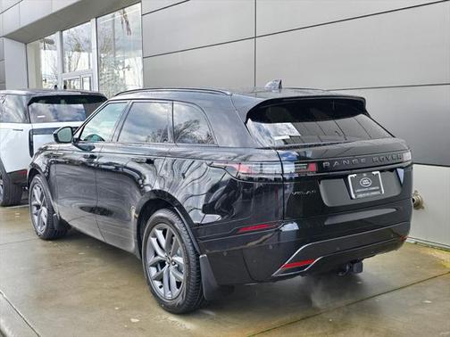 2026 Land Rover Range Rover Velar P250 SE R-Dynamic