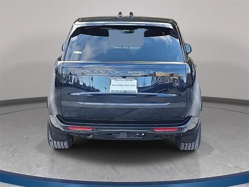 2026 Land Rover Range Rover P530 Autobiography