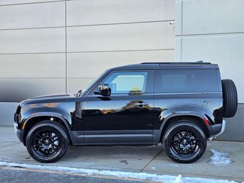 2025 Land Rover Defender 90 P300 S