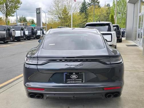 2022 Porsche Panamera 4S