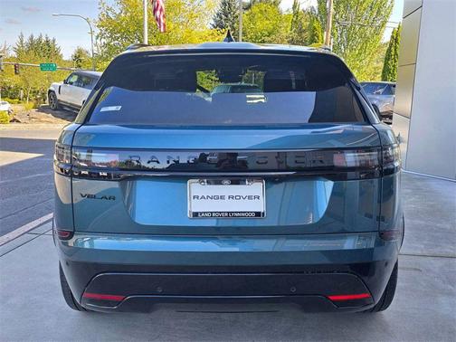 Giola Green 2026 Land Rover Range Rover Velar P250 Dynamic SE