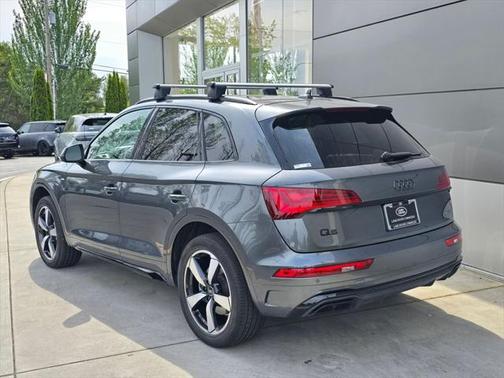 2023 Audi Q5 45 S line Premium Plus
