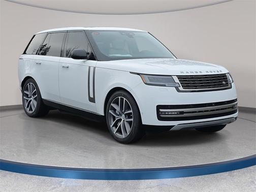 2025 Land Rover Range Rover P550e SE