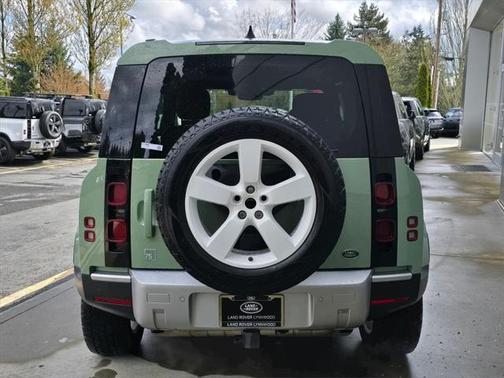2023 Land Rover Defender 90 75th Edition