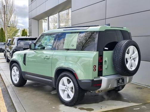 2023 Land Rover Defender 90 75th Edition