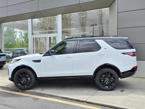 2020 Land Rover Discovery Landmark Edition