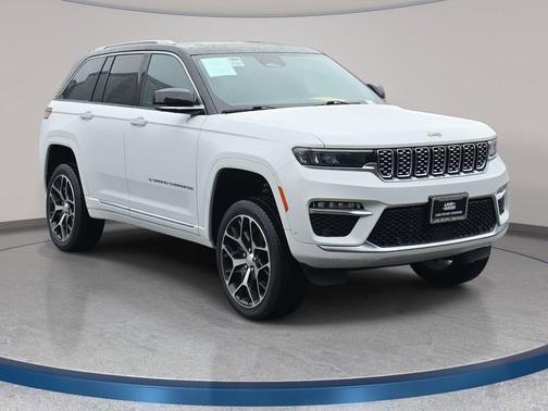 2023 Jeep Grand Cherokee Summit
