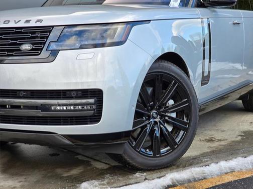 2023 Land Rover Range Rover P530 SE
