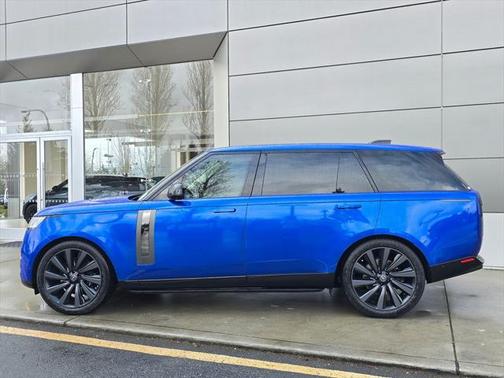 2023 Land Rover Range Rover SV