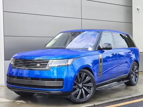2023 Land Rover Range Rover SV