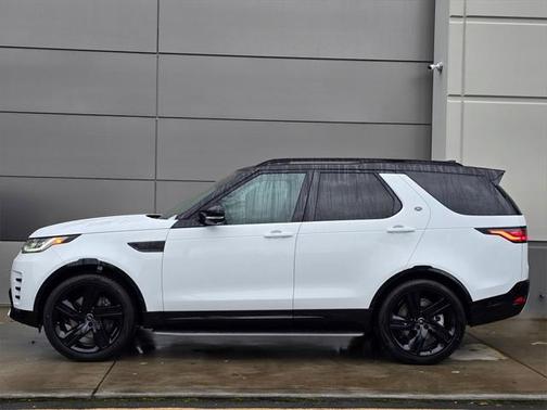 2025 Land Rover Discovery P360 Dynamic SE