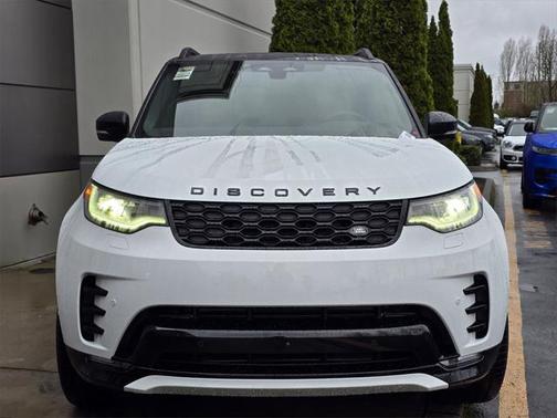 2025 Land Rover Discovery P360 Dynamic SE