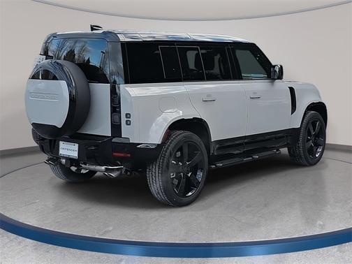 2026 Land Rover Defender 110 X-Dynamic SE