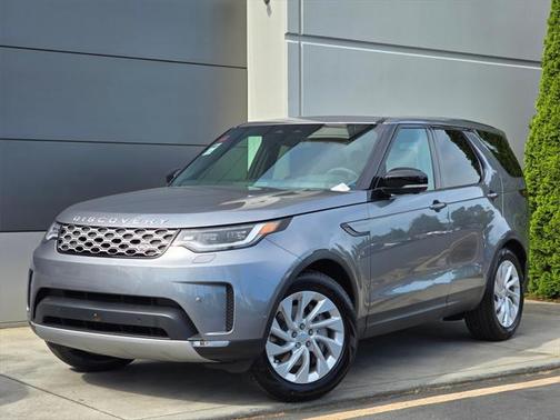 2025 Land Rover Discovery P300 S