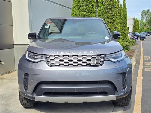 2025 Land Rover Discovery P300 S