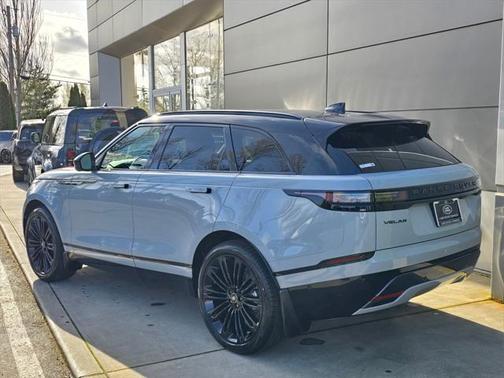 2026 Land Rover Range Rover Velar P250 SE R-Dynamic