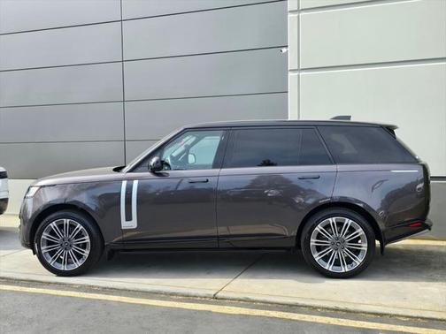 2025 Land Rover Range Rover P530 Autobiography