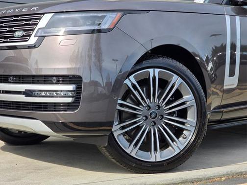 2025 Land Rover Range Rover P530 Autobiography