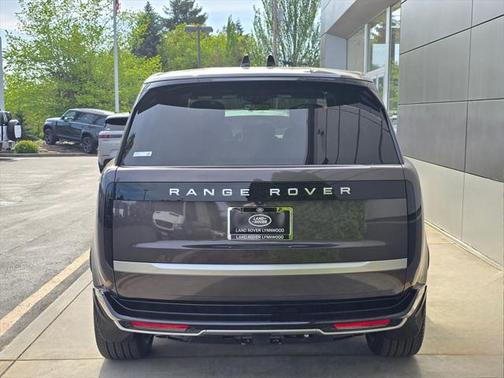 2025 Land Rover Range Rover P530 Autobiography