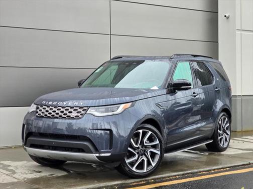 2025 Land Rover Discovery P300 S