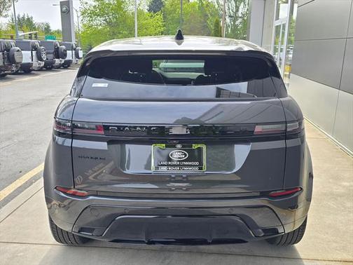 2026 Land Rover Range Rover Evoque Dynamic SE