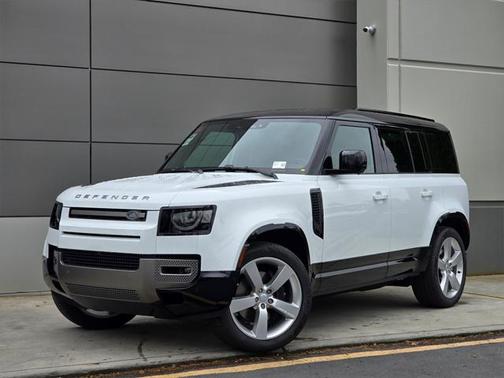 2025 Land Rover Defender 110 P400 X-Dynamic SE