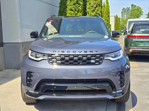 2025 Land Rover Discovery P300 Dynamic SE