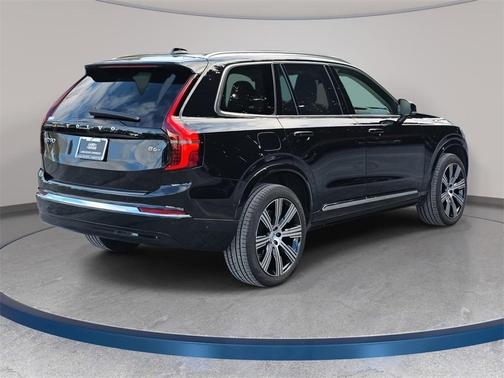 2025 Volvo XC90 B6 Ultra