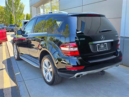 2009 Mercedes-Benz M-Class 4MATIC