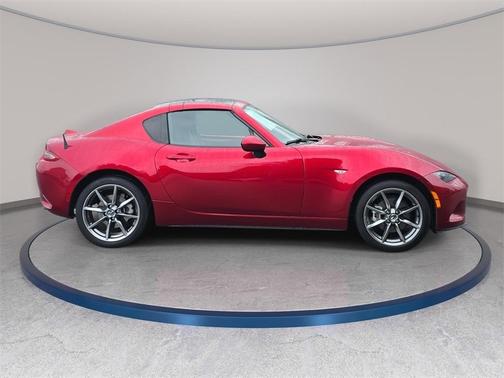 2022 Mazda MX-5 Miata RF Grand Touring