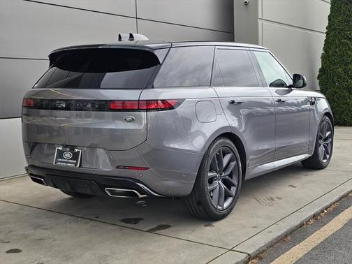 2023 Land Rover Range Rover Sport SE