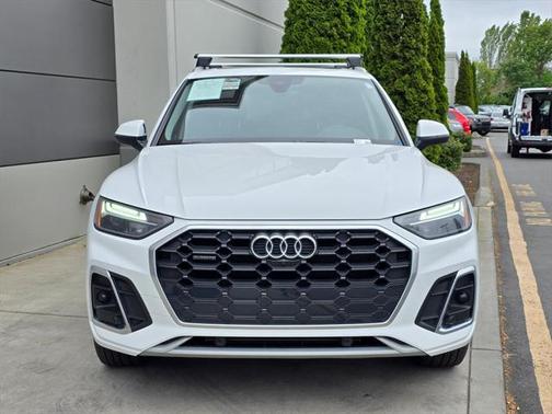 2024 Audi Q5 45 S line Premium Plus